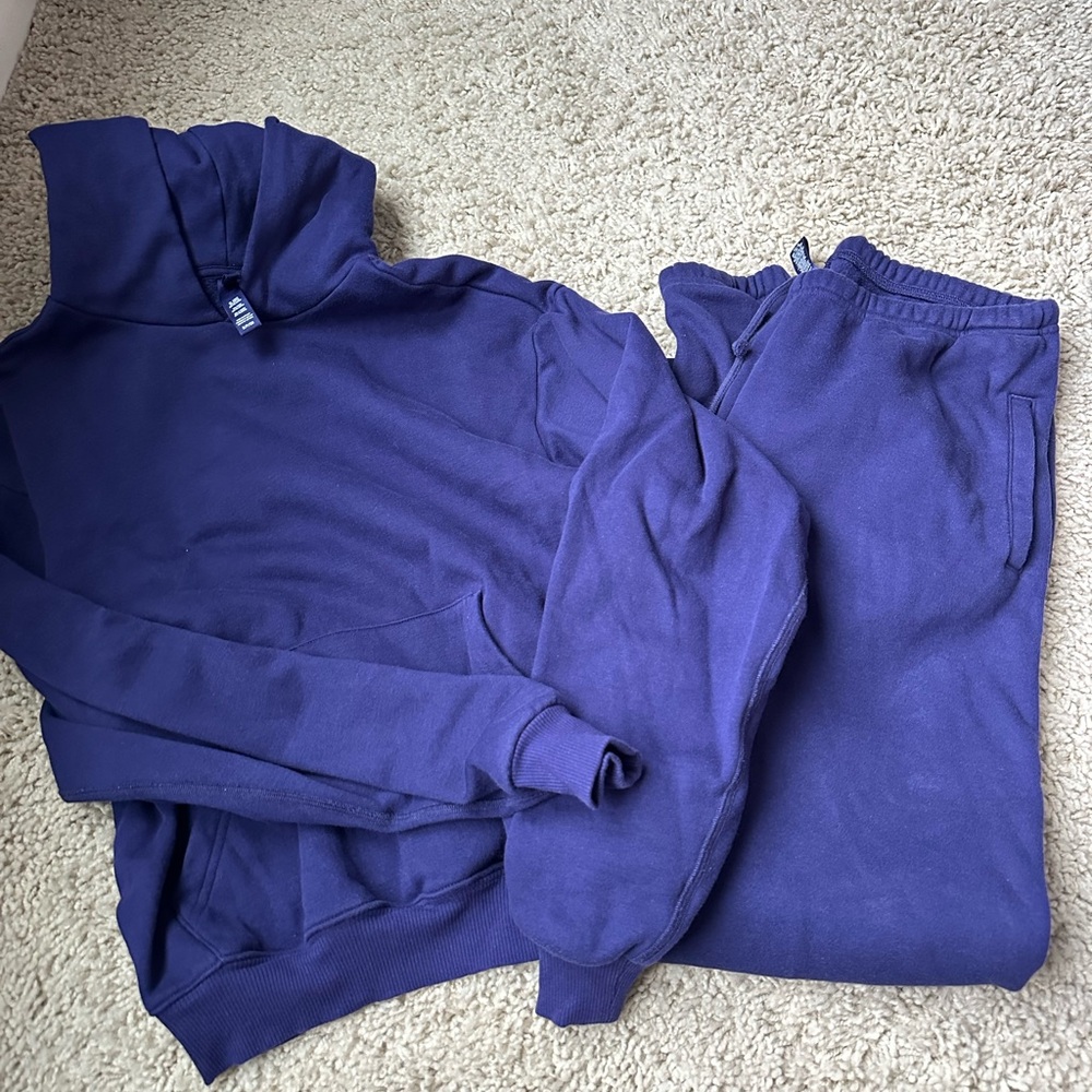 Skims sweat set